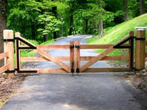 Gate