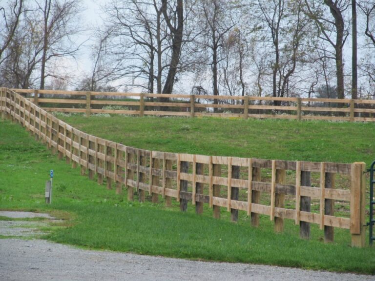 Heavy Rail Fence